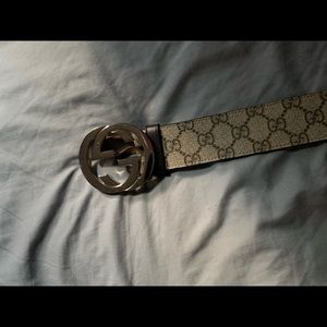 Selling 3 belts